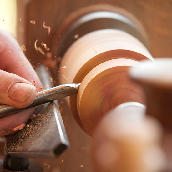 créations en bois sur mesure pour votre aménagement intérieur